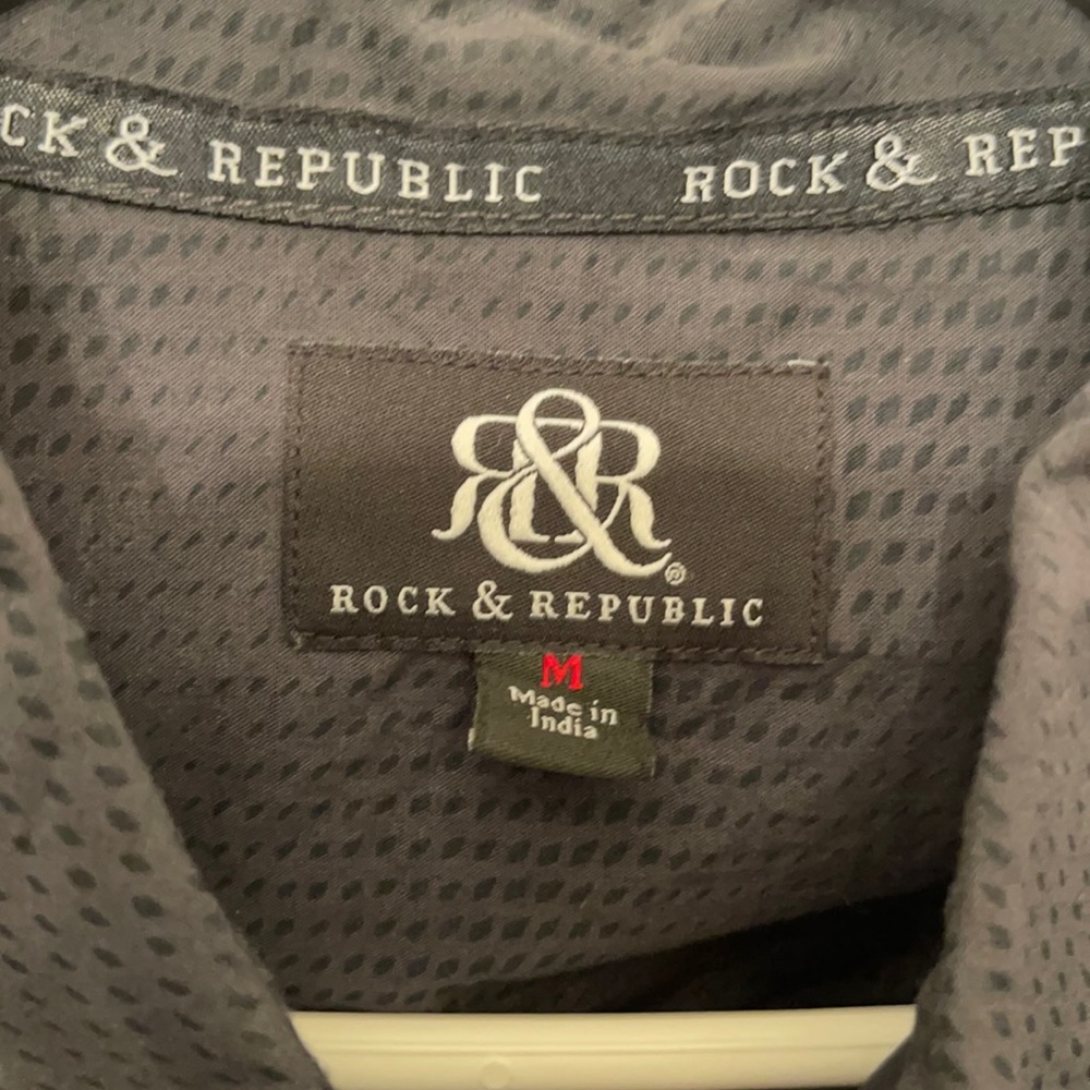 Men’s button down - Picture 2 of 5